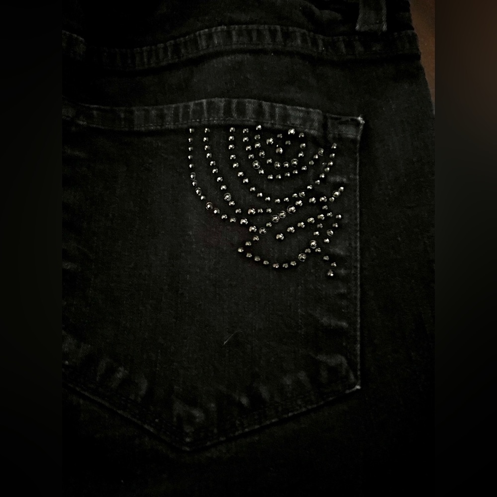 Black Nydj’s Are A Basic Wardrobe Necessity - image 4